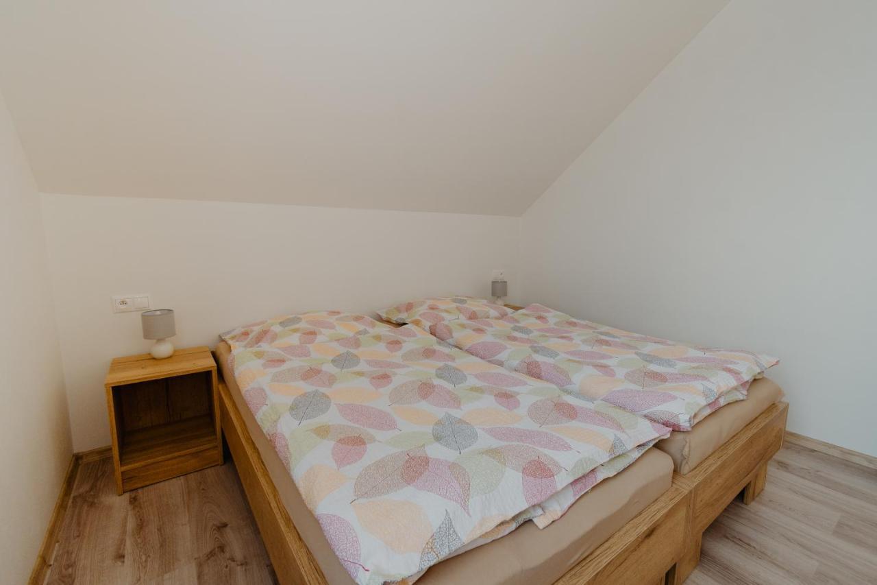 Apartmany Zara Нова-Лесна Экстерьер фото