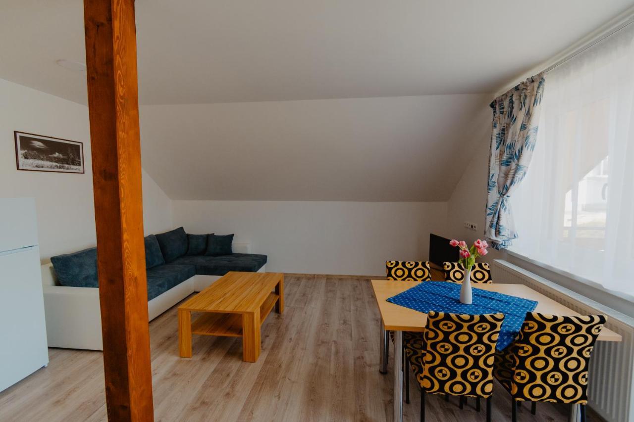 Apartmany Zara Нова-Лесна Экстерьер фото