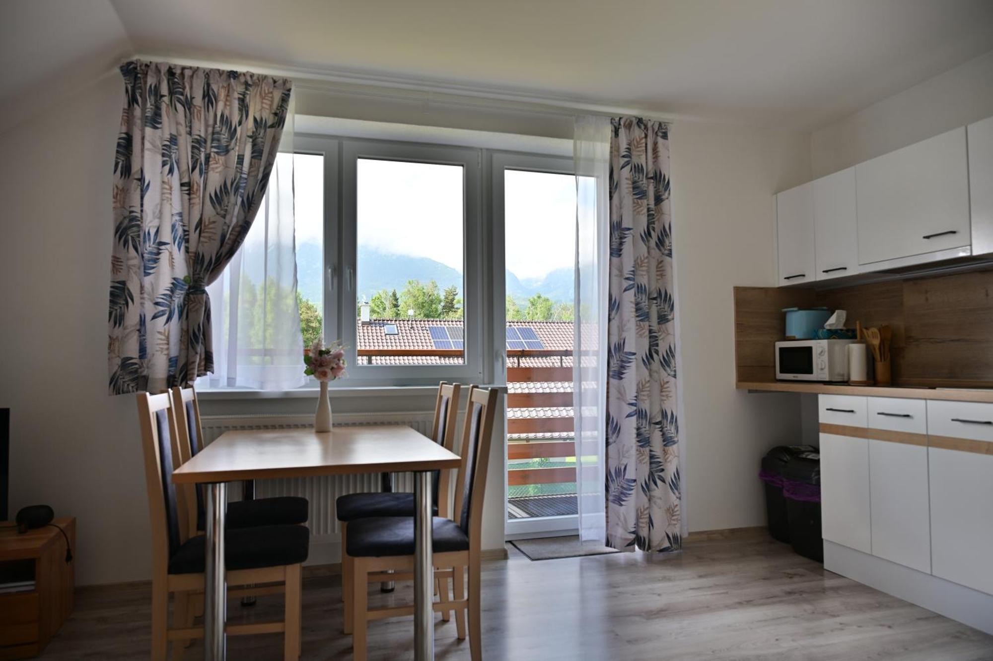 Apartmany Zara Нова-Лесна Экстерьер фото