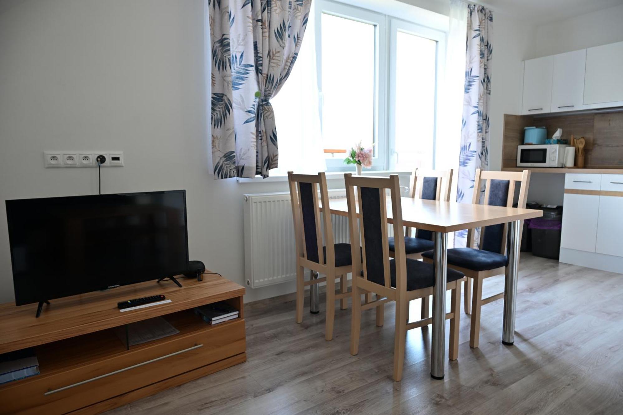 Apartmany Zara Нова-Лесна Экстерьер фото