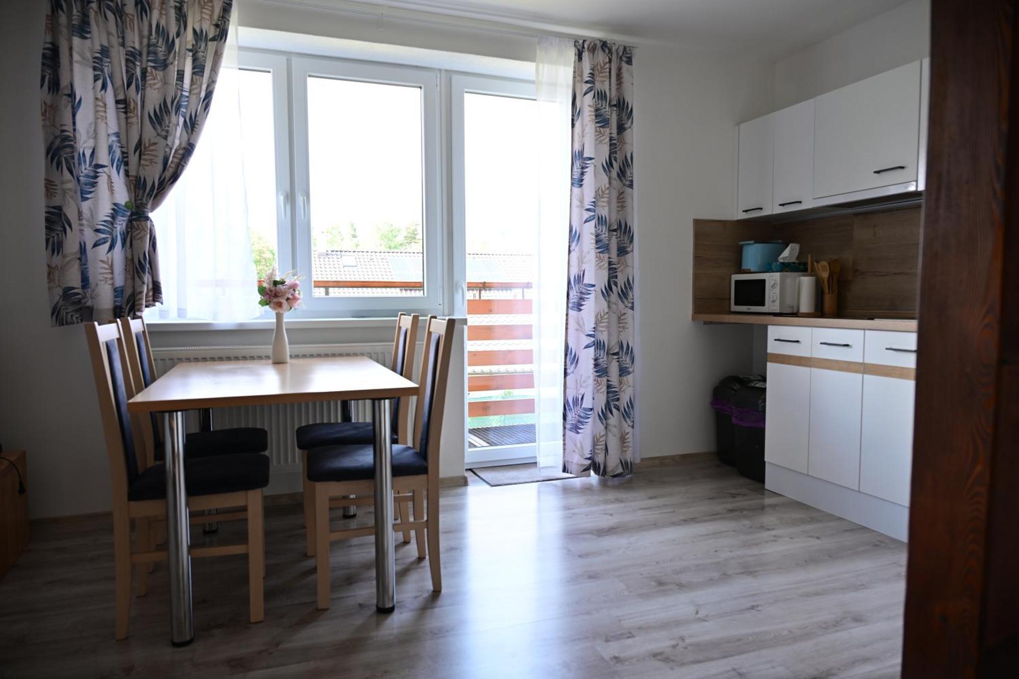 Apartmany Zara Нова-Лесна Экстерьер фото